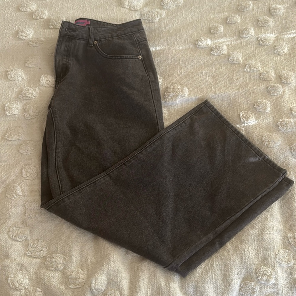 Black low rise jeans